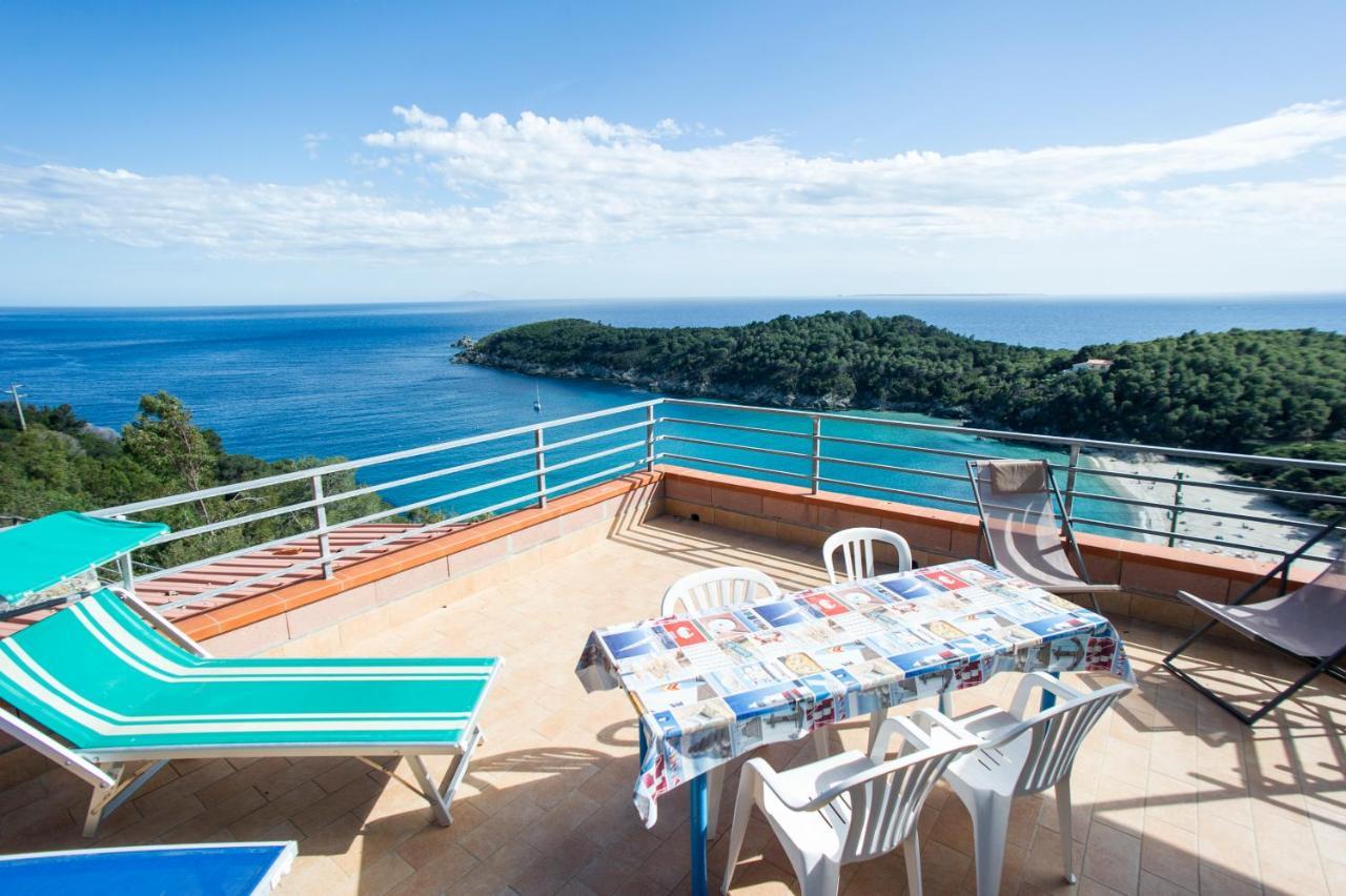 Villa La Terrazza Sul Mare - Goelba Fetovaia Dış mekan fotoğraf